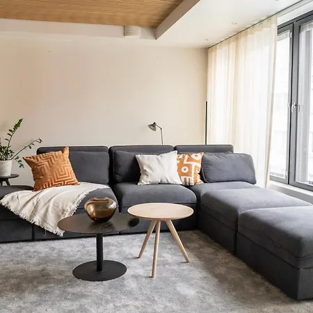 Apartamento Luxurious 3-br With Balcony Helsinki